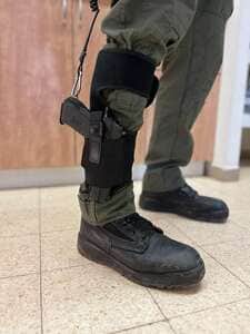רצועת רגל לאקדח