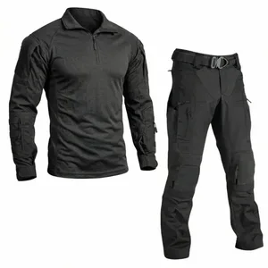 מדים טקטיים שחורים